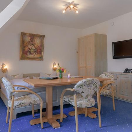 Hotel "Malerwinkel" Gmbh Seeon-Seebruck Extérieur photo